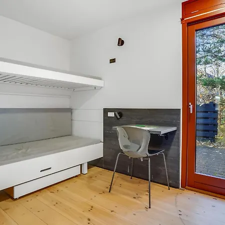 2 Bedroom Gorgeous In Ferienhaus